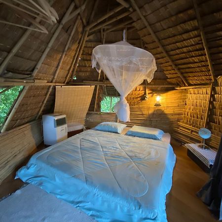 Готель Royal Mountain Hut Ratchaburi Екстер'єр фото