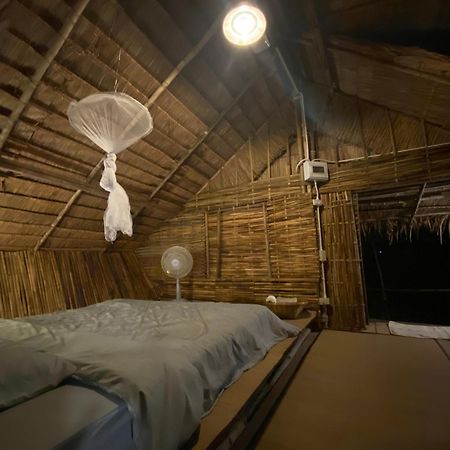 Готель Royal Mountain Hut Ratchaburi Екстер'єр фото