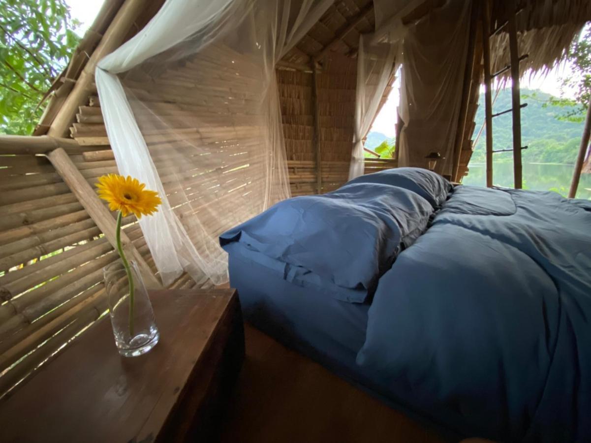 Готель Royal Mountain Hut Ratchaburi Екстер'єр фото
