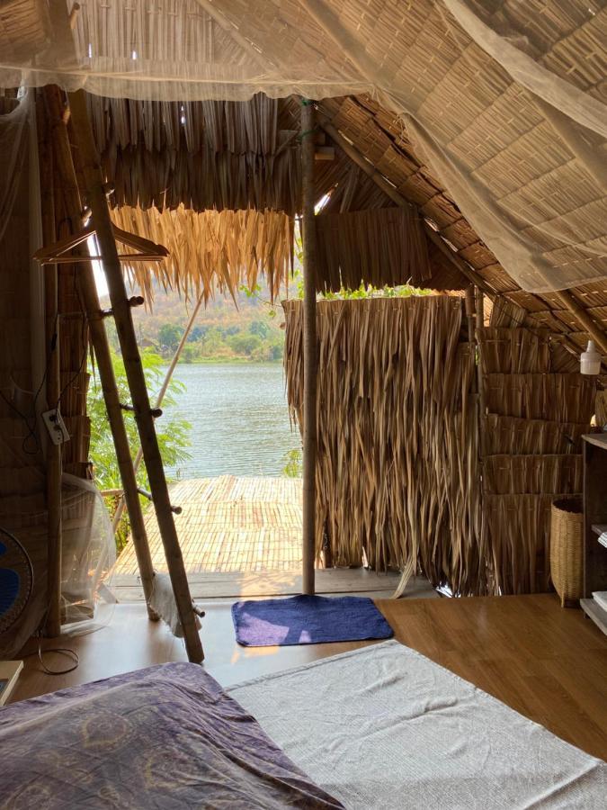 Готель Royal Mountain Hut Ratchaburi Екстер'єр фото