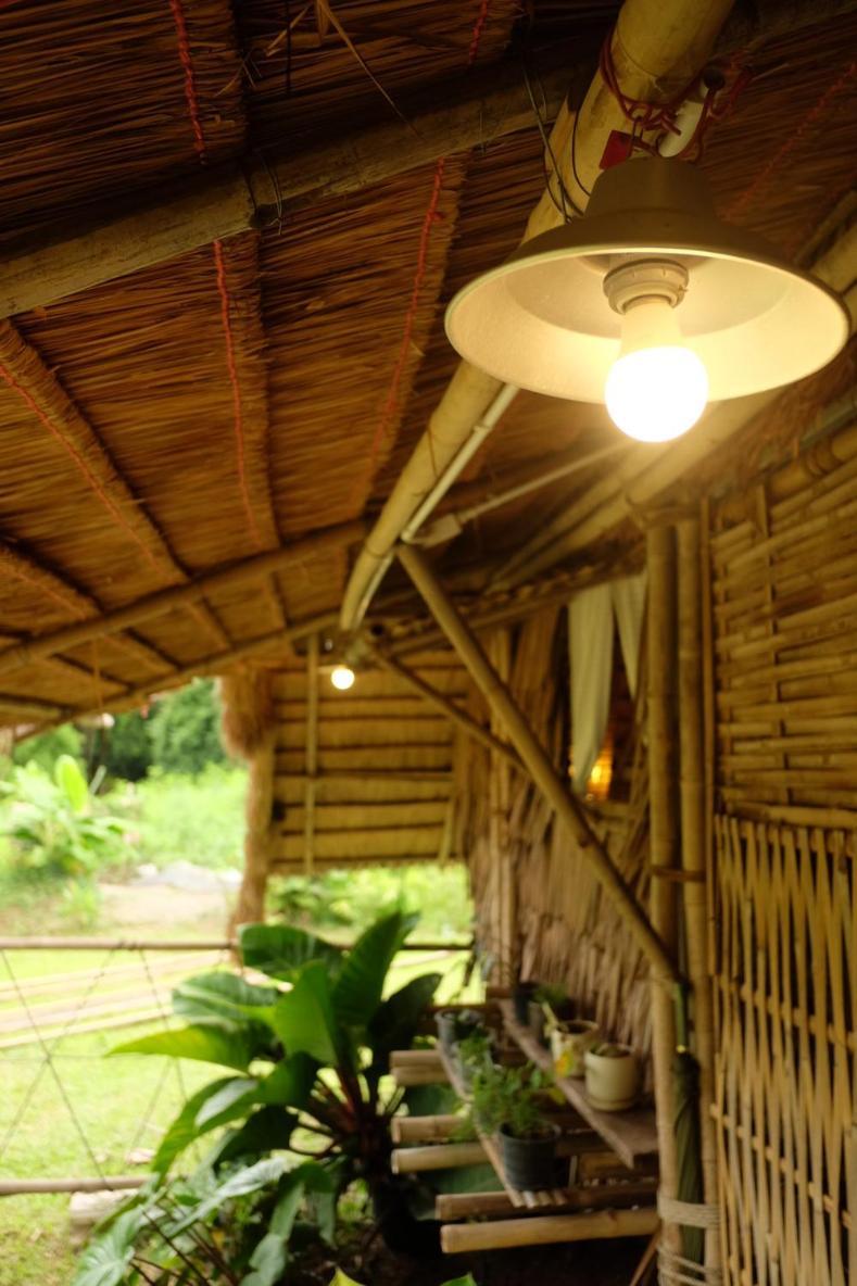 Готель Royal Mountain Hut Ratchaburi Номер фото