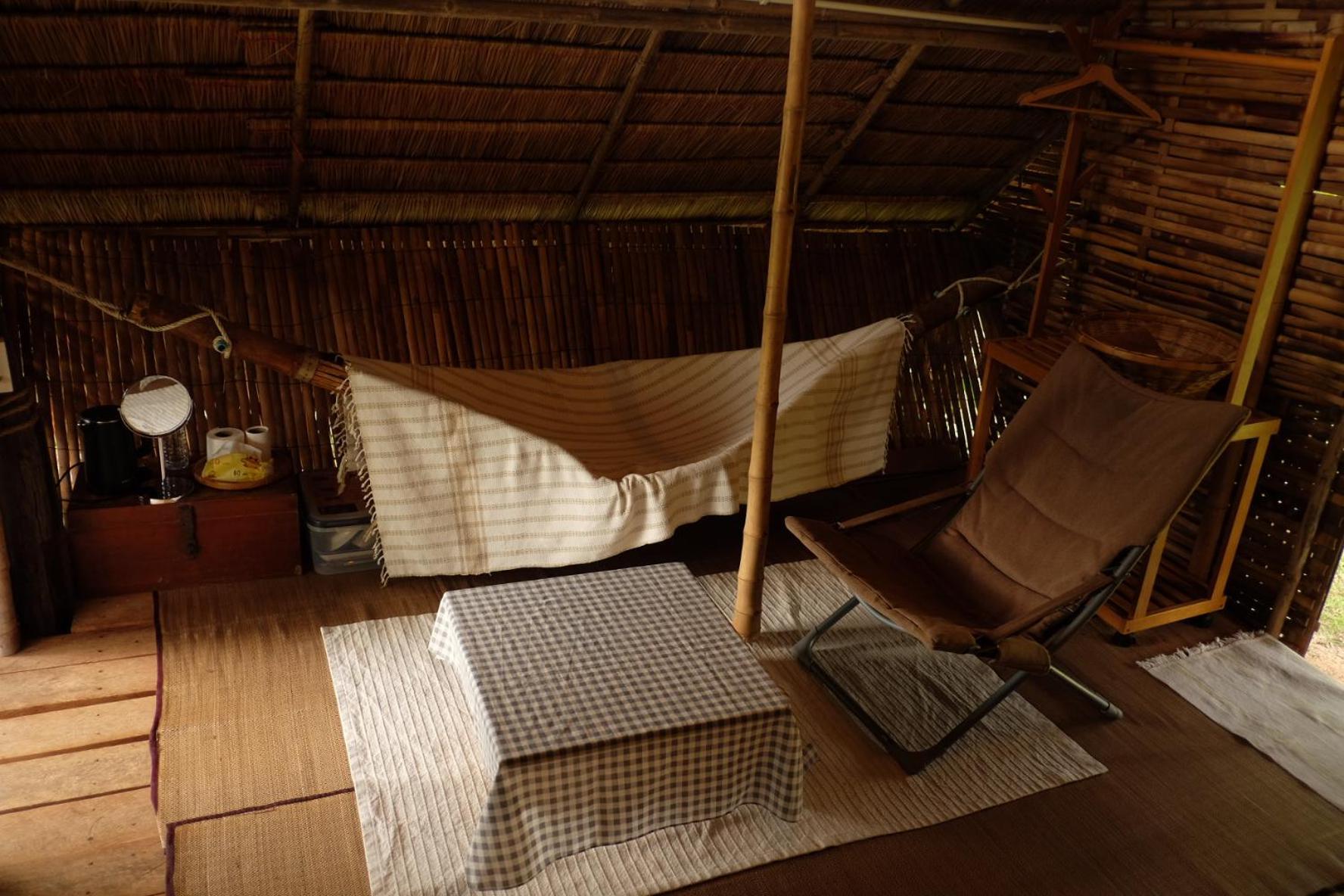 Готель Royal Mountain Hut Ratchaburi Номер фото